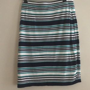 Max Studio knit skirt fully lined to knee
